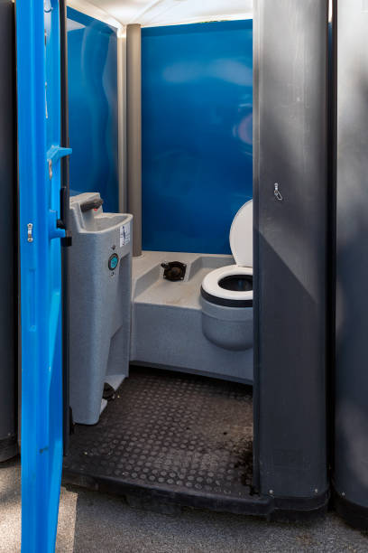 Best Porta potty rental near me  in East Camden, AR